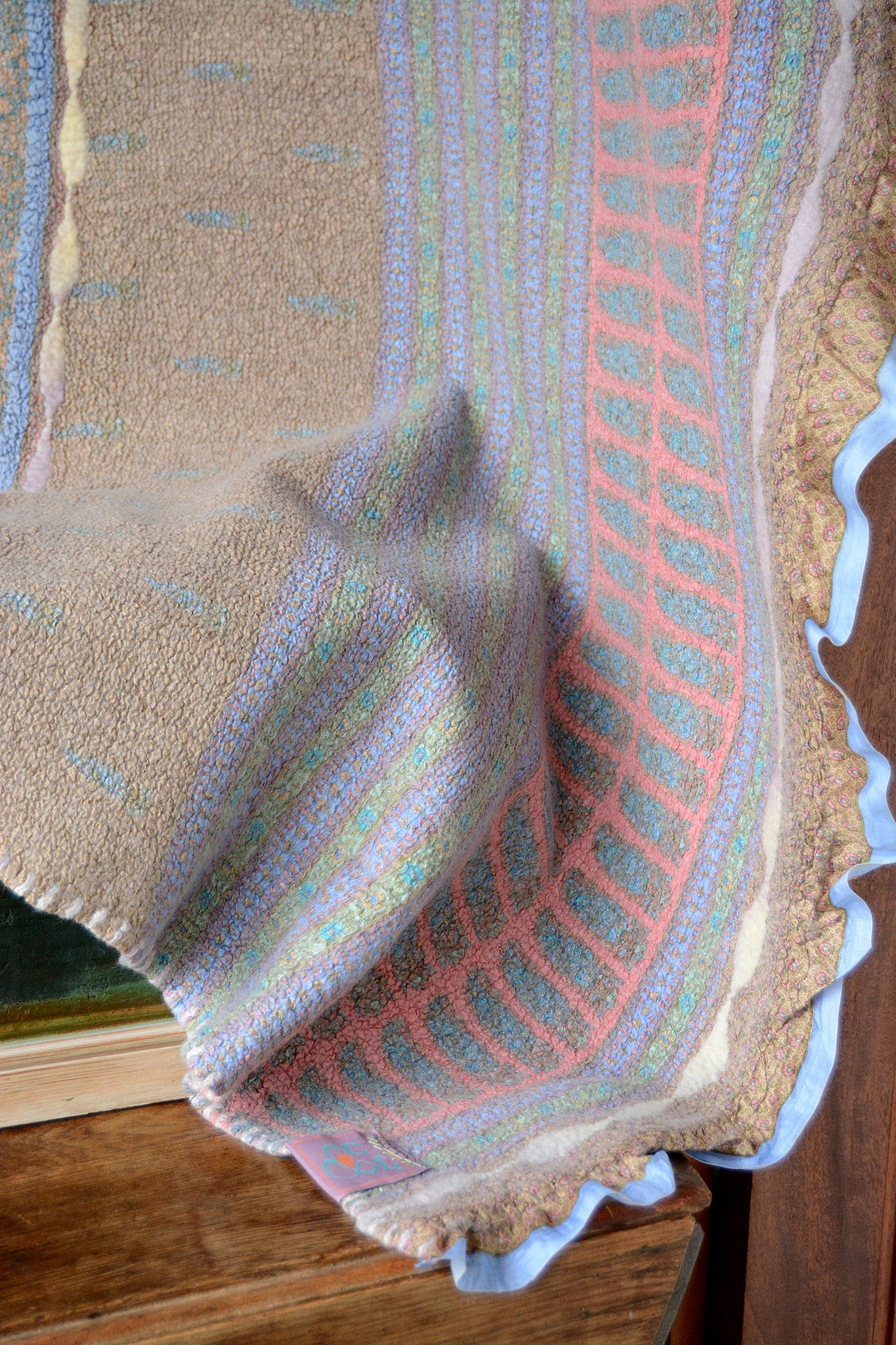 Delight: Throw
