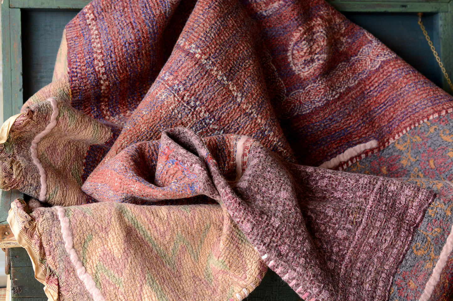 Allure: Throw