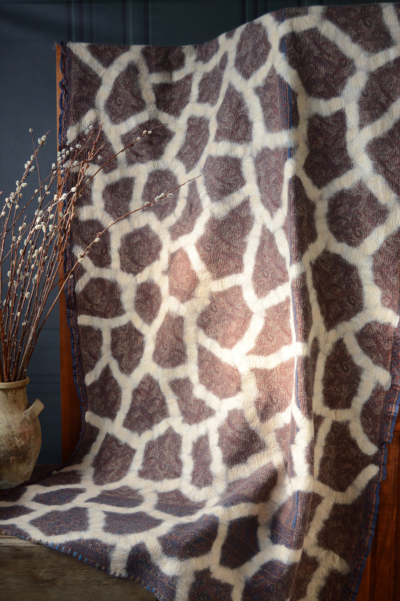 Giraffe: Throw