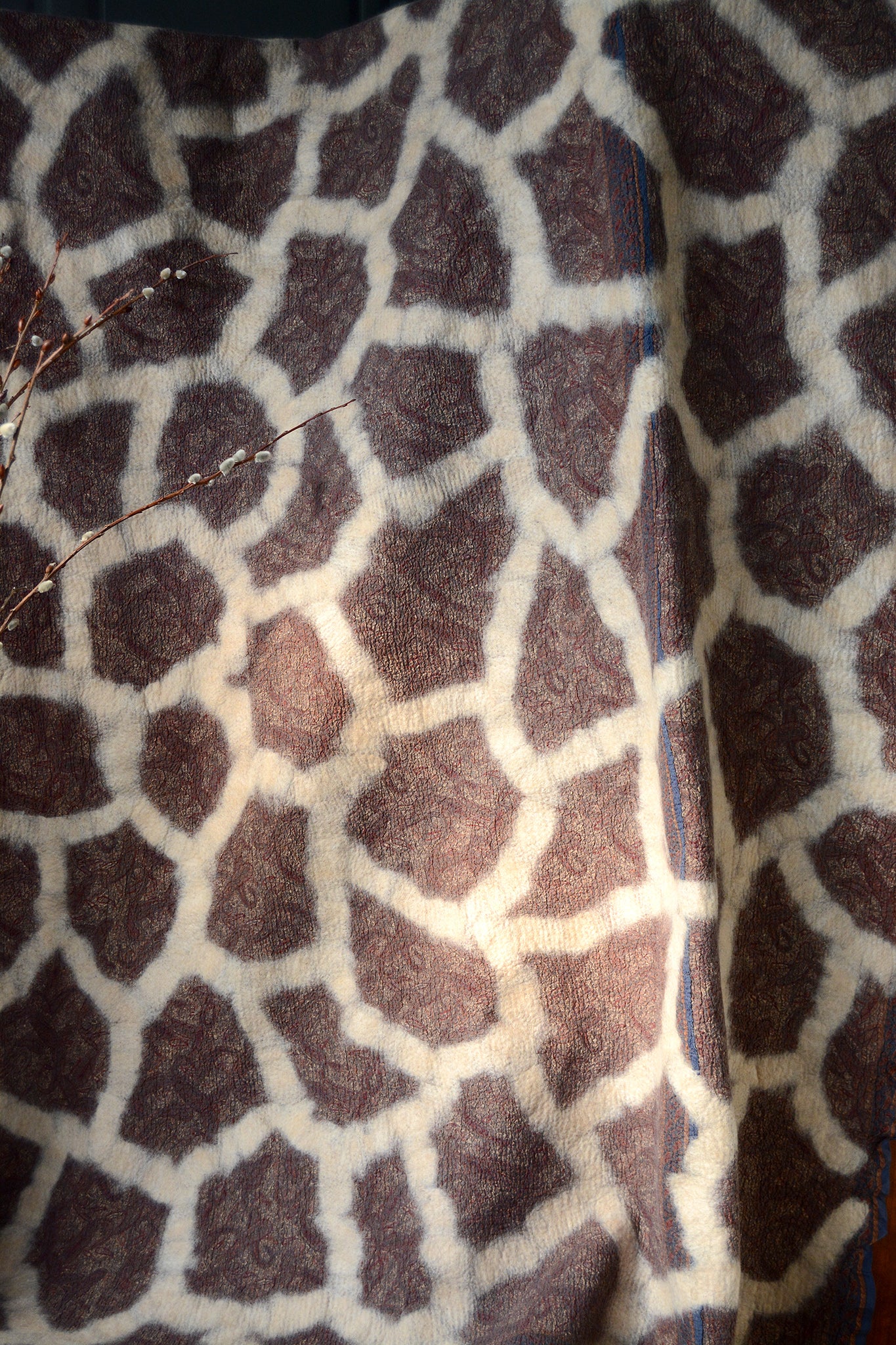 Giraffe: Throw