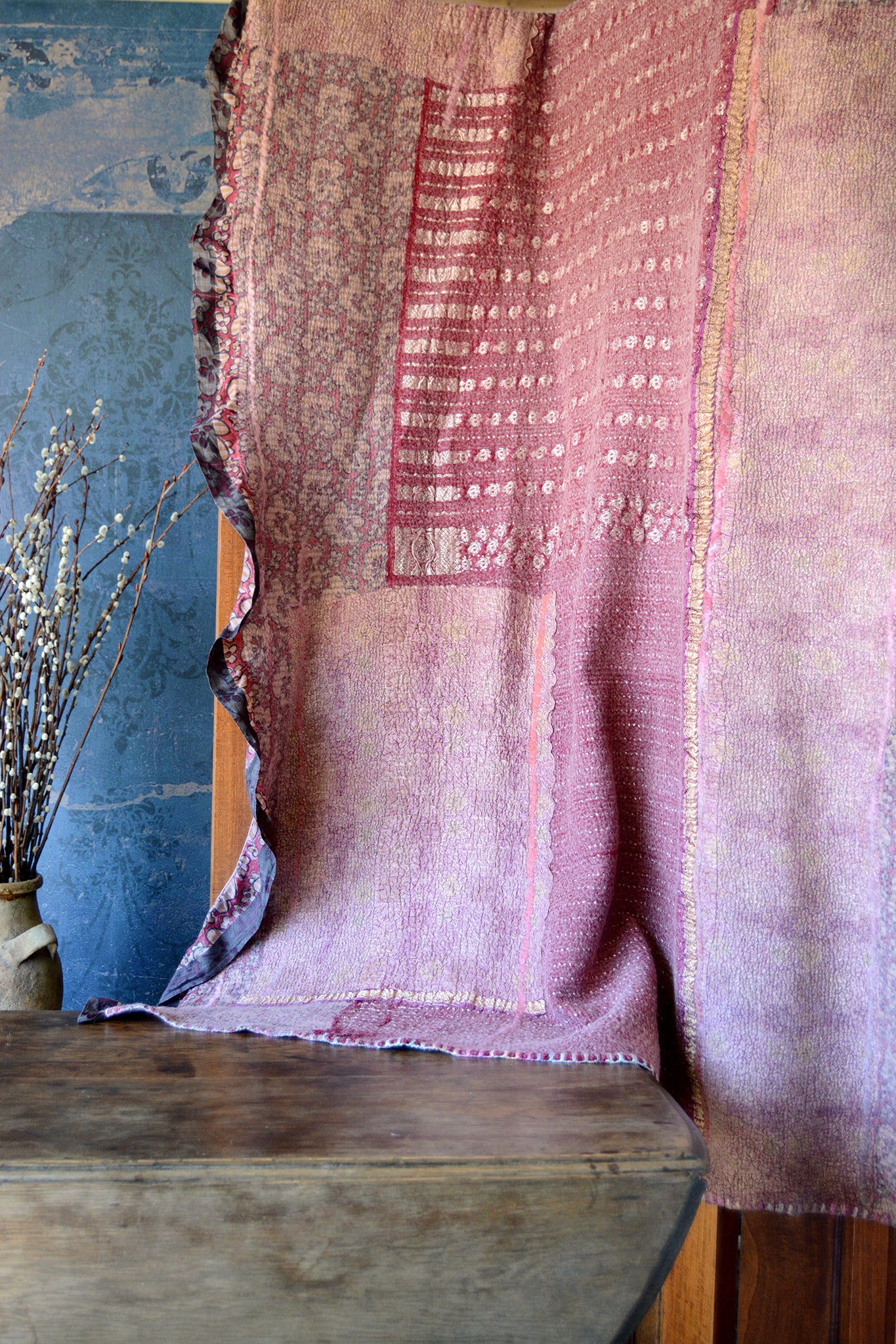 Resplendent: Throw